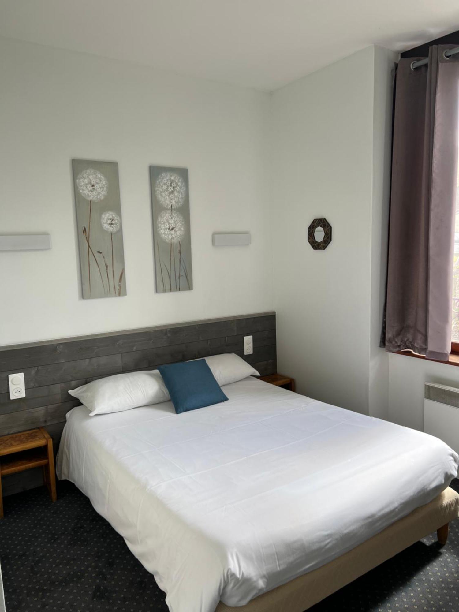 Hotel Tgv Quimper Exterior photo