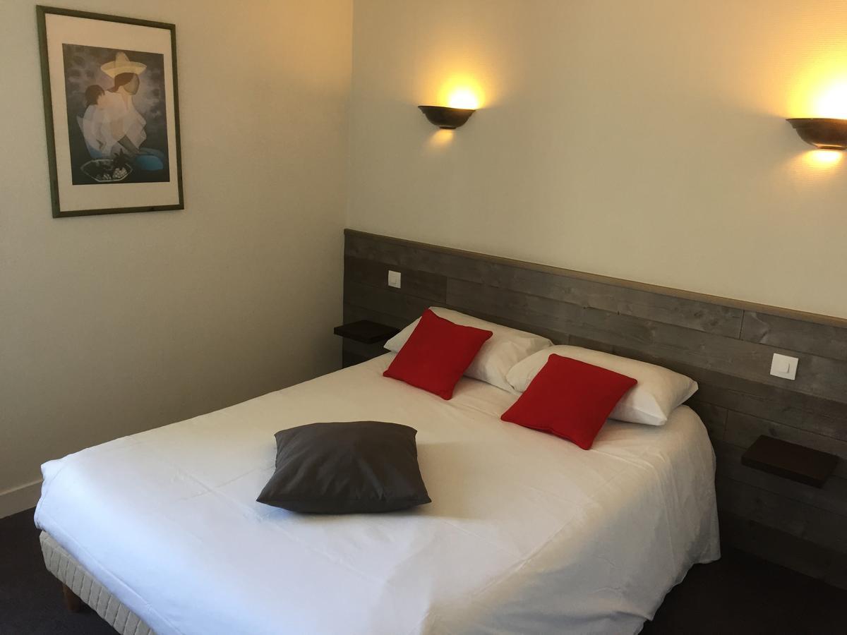Hotel Tgv Quimper Exterior photo
